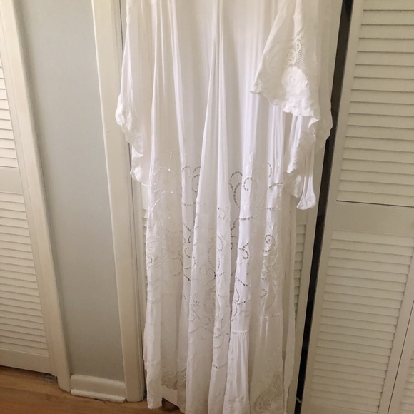 Spell Gwendolyn Gown - Picture 4 of 8